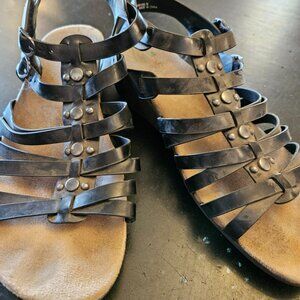 Women's black wedge sandals size 9